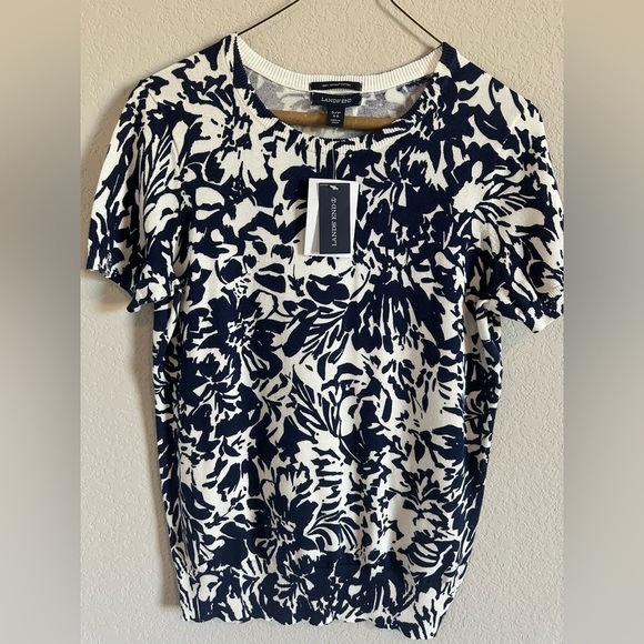 Lands' End Sweaters - Lands' End Women's Short Sleeve Navy Floral Tee